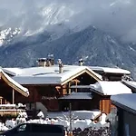 L'etagne 4* Куршевель