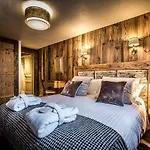 L'etagne 4* Куршевель