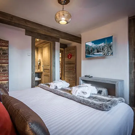 L'etagne 4* Куршевель